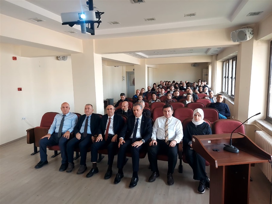 İL MÜDÜRLÜĞÜMÜZ İLE SANAYİ VE TEKNOLOJİ İL MÜDÜRLÜĞÜ KOORDİNASYONUNDA AİLE VE SOSYAL HİZMETLER İL MÜDÜRLÜĞÜ TARAFINDAN PERSONELLERİMİZE “KADINA YÖNELİK ŞİDDETLE MÜCADELE KONUSUNDA” EĞİTİM VERİLDİ.