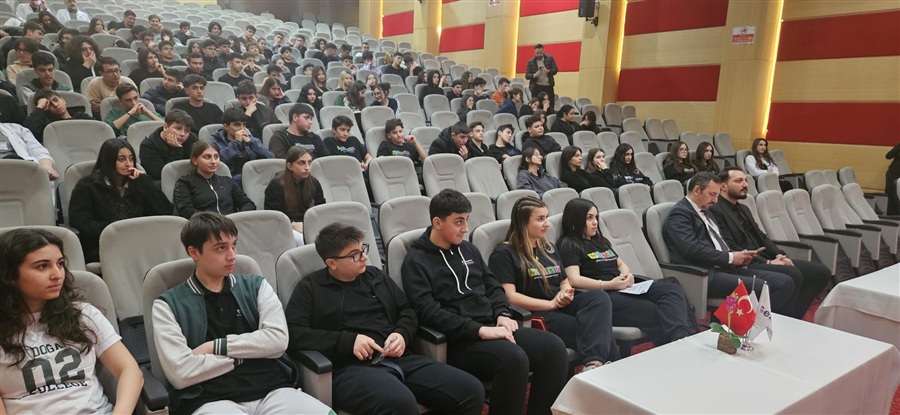 İLİMİZDE BAŞLATTIĞIMIZ "BİLİNÇLİ TÜKETİCİ–BİLİNÇLİ NESİLLER PROJESİ" KAPSAMINDA “NE KADAR BİLİNÇLİ BİR TÜKETİCİYİZ, BİR TÜKETİCİ OLARAK YASAL HAKLARIMIZI NE KADAR BİLİYORUZ" KONULARINDA EĞİTİMLERİMİZE OKULLARIMIZDA DEVAM ETMEKTEYİZ.